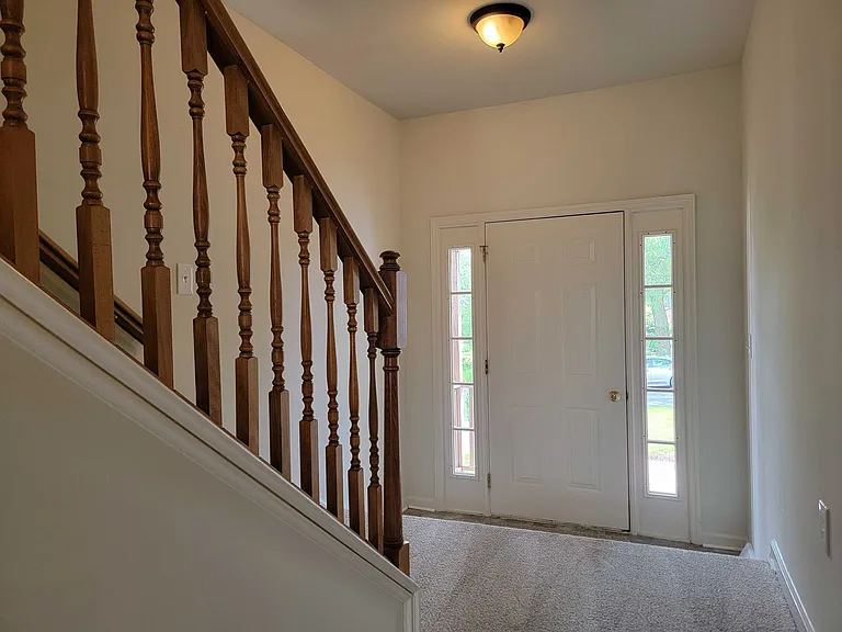6470 Lincoln Ct — Photo 3