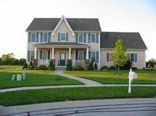 326 S Meadow Song Ct, New Palestine, IN 46163