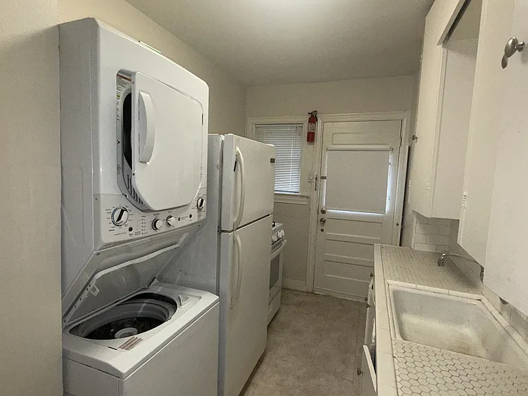 1850 W Main St #1 — Photo 5