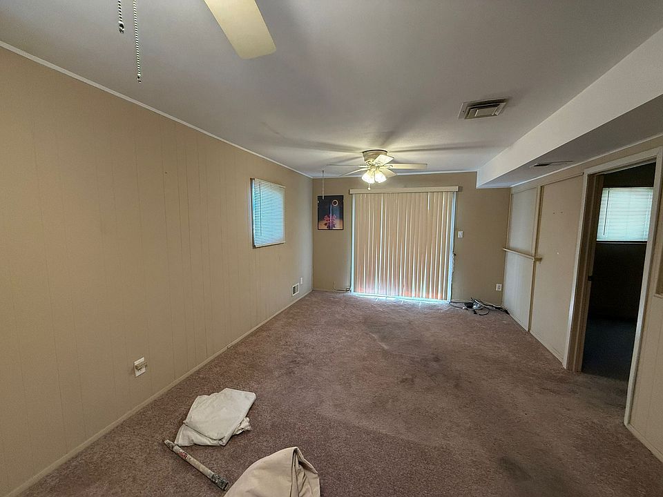 1st image of 16303 87th St Room 1