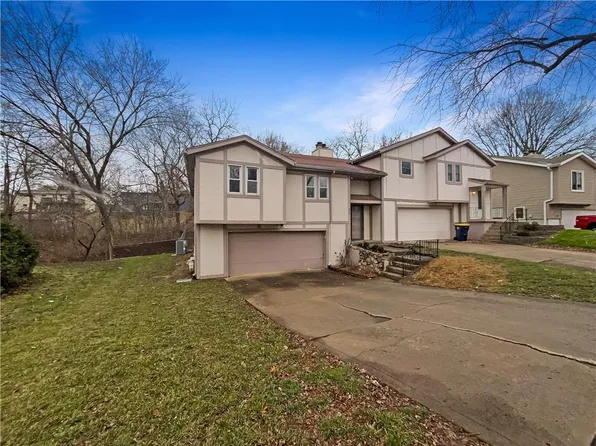 6820 N Fisk Ave, Kansas City, MO 64151