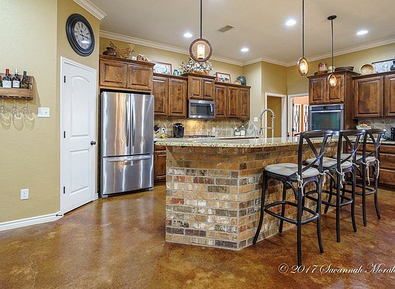 4th image of 5912 Sabine Dr