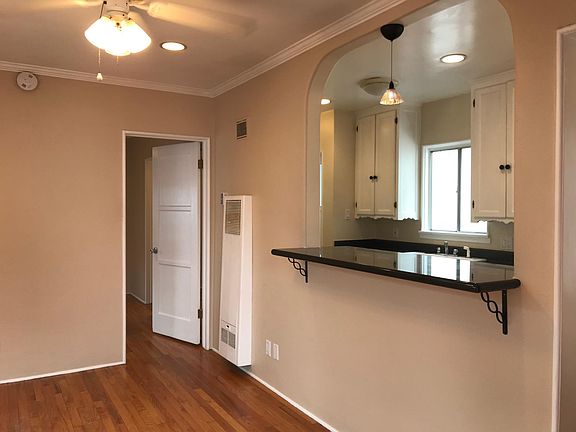 2nd image of 1003 Ashland Ave APT A