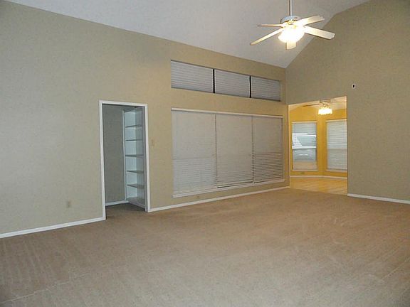 4th image of 8215 Sean Park Ct