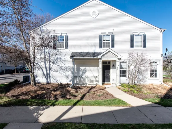 368 S Litchfield Dr, Round Lake, IL 60073