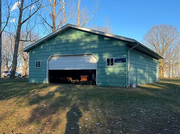 50373 Grand St, Three Rivers, MI 49093