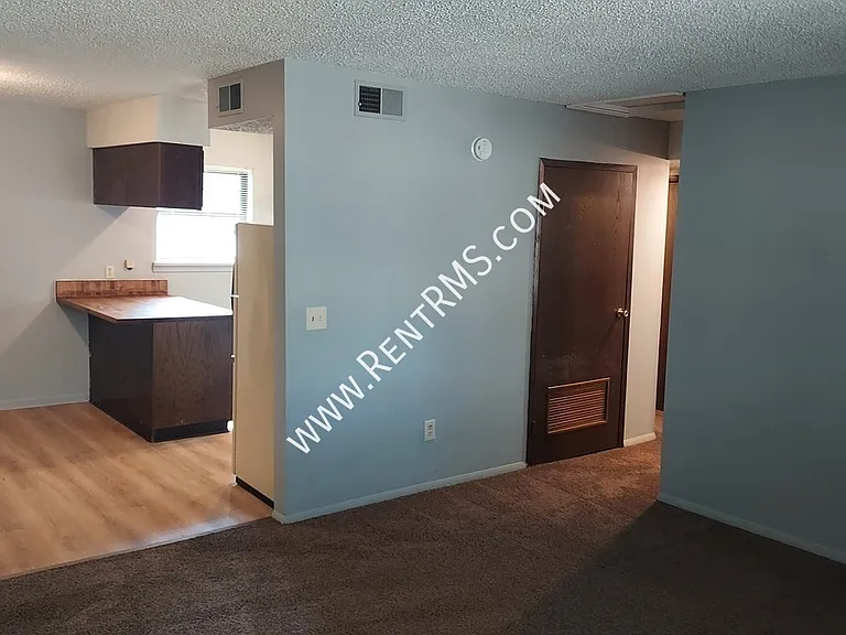 1213 Yuma St — Photo 5