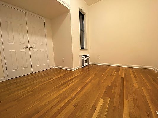 4th image of 130 E 93rd St #3L