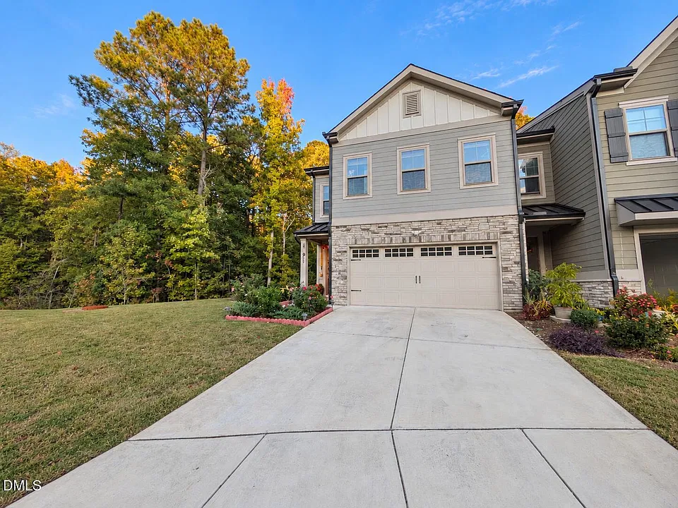 2039 Maggie Valley Dr