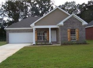 103 Talquin Ct, Dothan, AL 36301