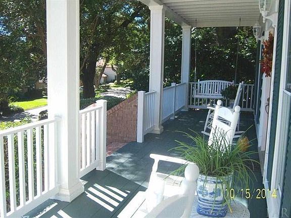 3rd image of 7427 Camale Dr