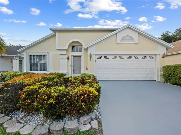 149 Hammocks Dr, Greenacres, FL 33413