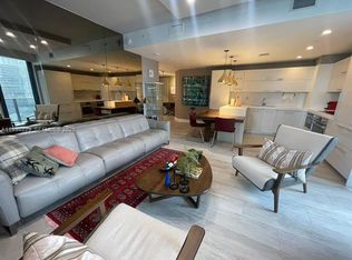 45 SW 9th St APT 1401, Miami, FL 33130