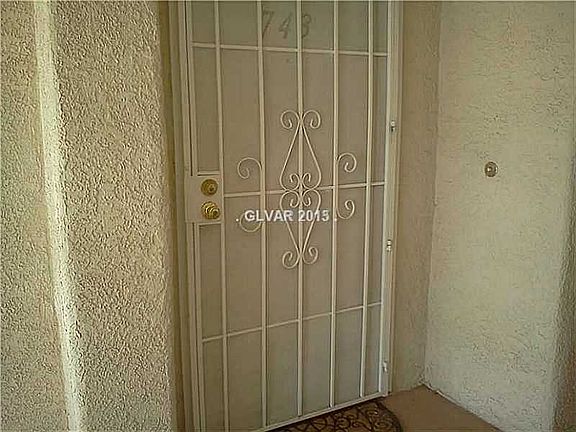 3rd image of 743 Anne Ln #71E