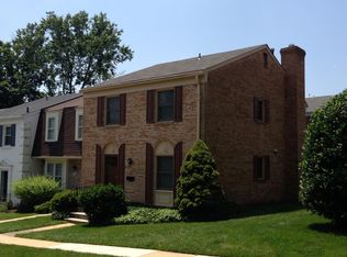 1548 Bruton Ct, Mc Lean, VA 22101