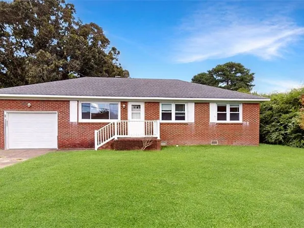 764 Woodstock Rd, Virginia Beach, VA 23464