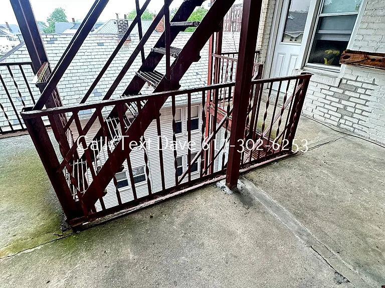 132 Washington St — Photo 6
