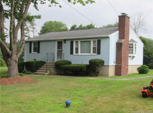 5 Richard Ln, Prospect, CT 06712