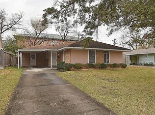 5102 Aspen St, Bellaire, TX 77401