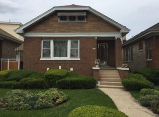 4940 W Roscoe St, Chicago, IL 60641