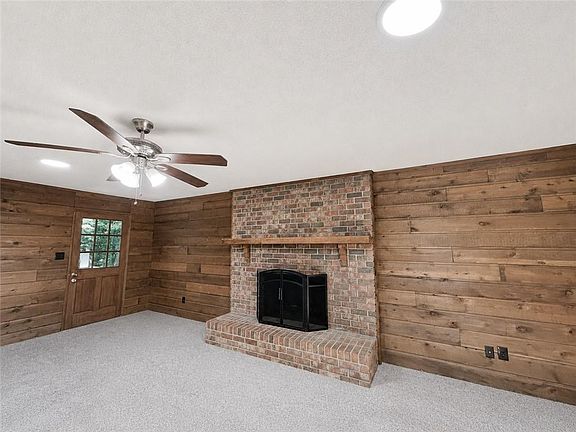 4th image of 3229 Fern Valley Dr SW