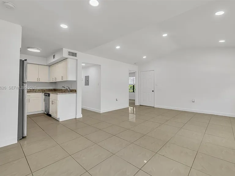15560 SW 104th Ter #6112 — Photo 7