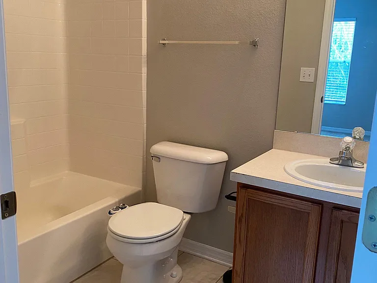 16412 Rollingbrook Dr — Photo 12