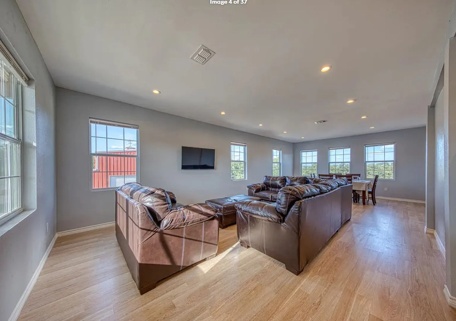 **Canyon Lake**3 Story 5 Bedroom Home with Lake View Short Term Lease OK** — Photo 4