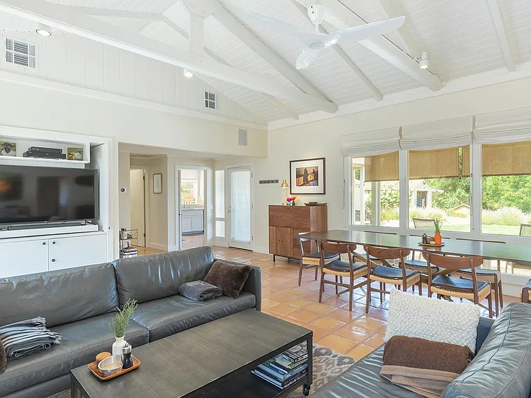 Warm Springs Rd — Photo 9