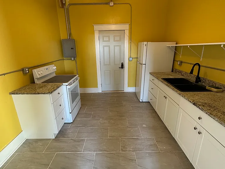 23.5 N Grant Ave #2 — Photo 3