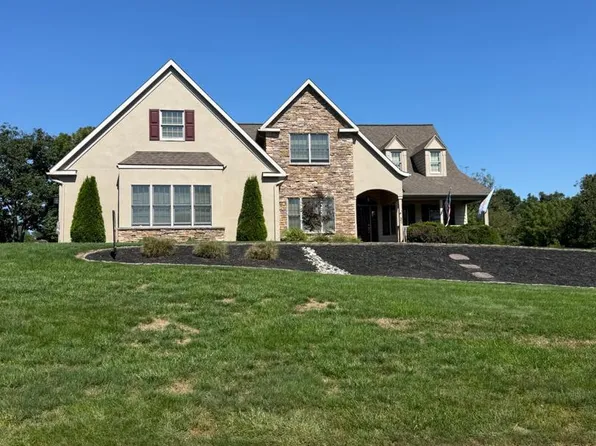 31 Cobble Ln, Elizabethtown, PA 17022
