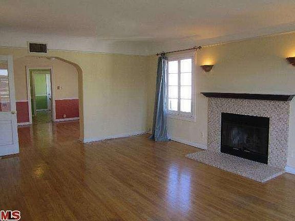 3rd image of 1649 S Holt Ave
