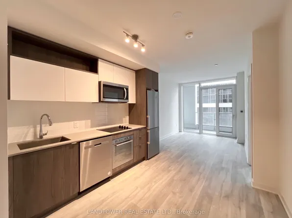 60 Princess St, Toronto, ON