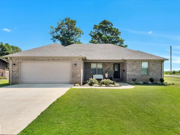 905 SE 7th St, Walnut Ridge, AR 72476