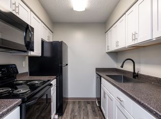 Emerald Hills Apartments, Kansas City, MO 64138