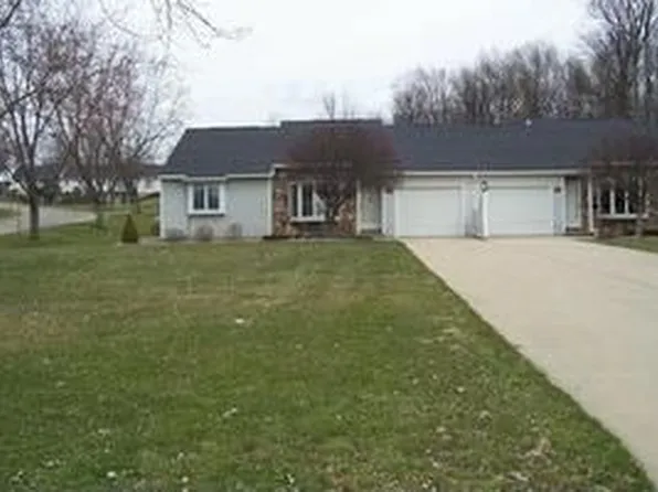6145 Beechwood Dr #1, Cass City, MI 48726
