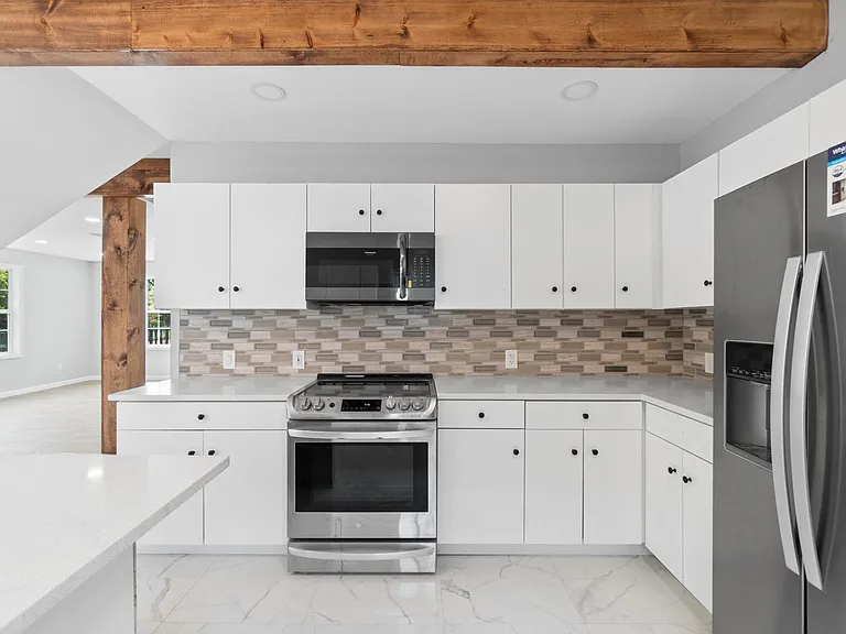 2220 Holman St — Photo 12