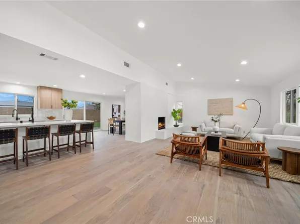 2923 Palau Pl, Costa Mesa, CA 92626