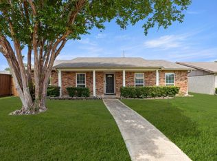 6005 Blair Oaks Dr, The Colony, TX 75056