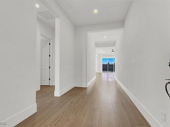 4th image of 9969 Canyon Field Ave
