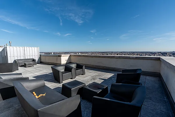 Rented by Corcoran | media 23