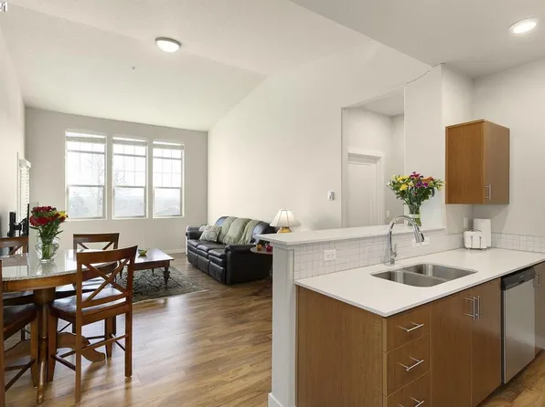 16417 NW Chadwick Way #1305, Portland, OR 97229