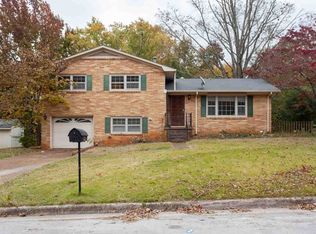 3202 Howard St NW, Huntsville, AL 35810