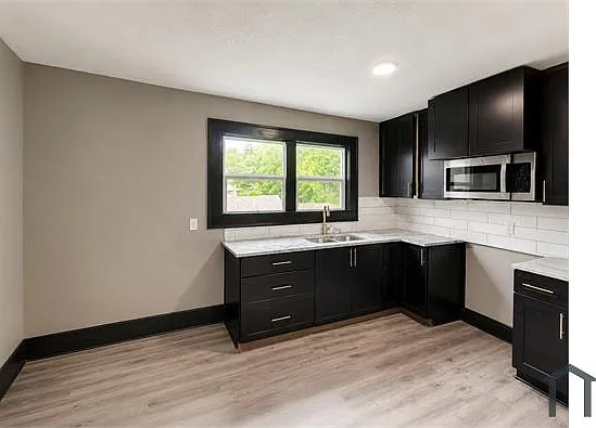 2421 Coyner Ave #A — Photo 2