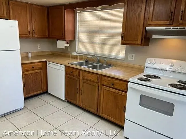 1311 Alfonzo Cir — Photo 9
