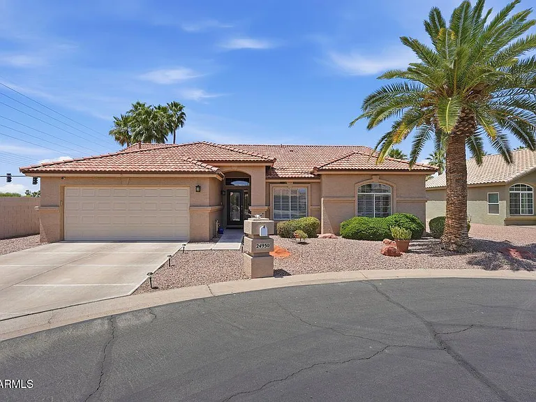 24950 S Lakewood Dr — Photo 1