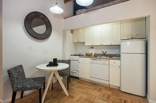 Sold by Town Residential | media 8