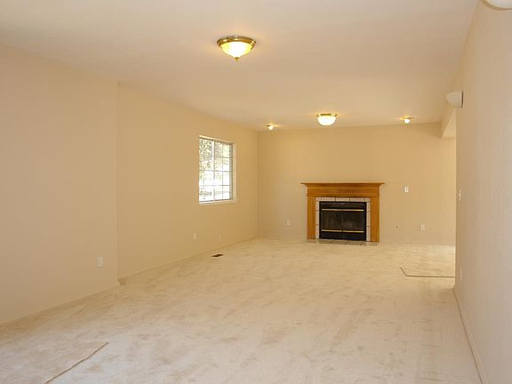 5th image of 2773 Tribune Ave
