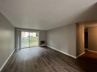 Glendoveer Village, Portland, OR 97233