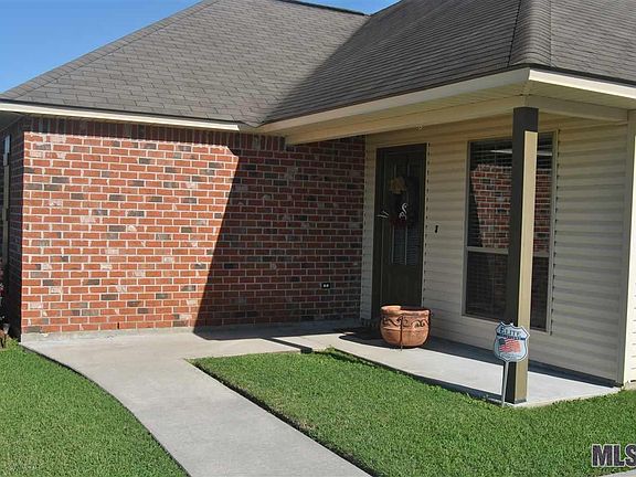 3rd image of 12296 Creekside Ave